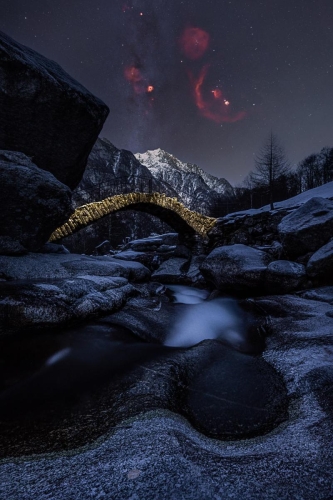 Calnegia Valley at night