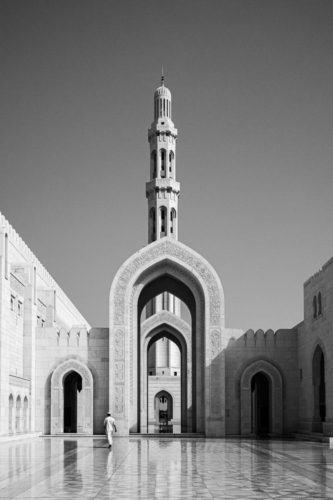 Majestic Sultan Qaboos Mosque in Muscat Oman